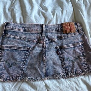 Vintage denim Levi’s acid wash skirt - fits a 30